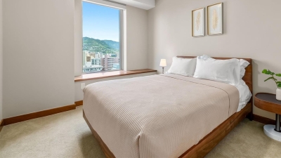 Fresh Bed Linens & Bed Making